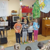 dzieci-graj-na-instrumentach-perkusyjnych