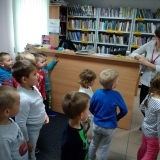 dzieci-w-bibliotece